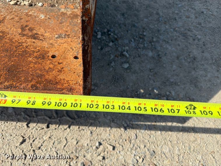image for item DQ7859 Loader bucket