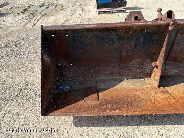 image for item DQ7859 Loader bucket
