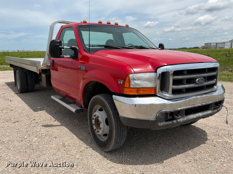 image for item DQ7861 1999 Ford F550 rollback truck