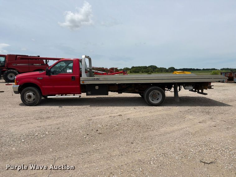 image for item DQ7861 1999 Ford F550 rollback truck
