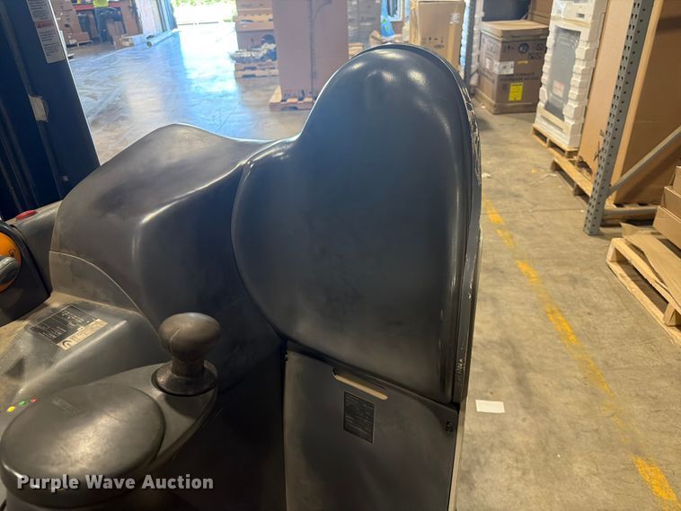 image for item DQ7888 2015 Crown RR5725-35 reach truck
