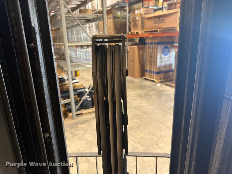 image for item DQ7888 2015 Crown RR5725-35 reach truck