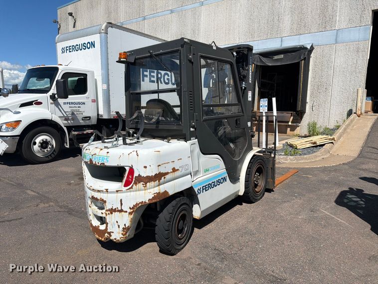 image for item DQ7889 2018 UniCarries MUG1F2A35LV forklift