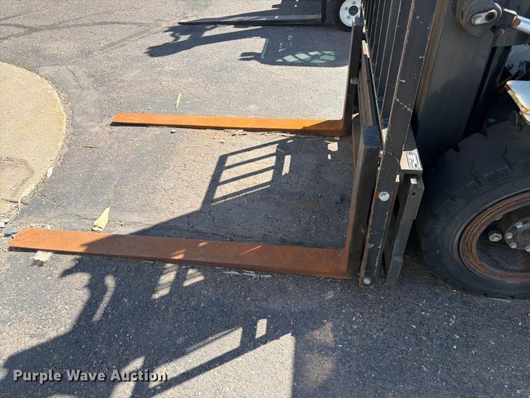 image for item DQ7889 2018 UniCarries MUG1F2A35LV forklift