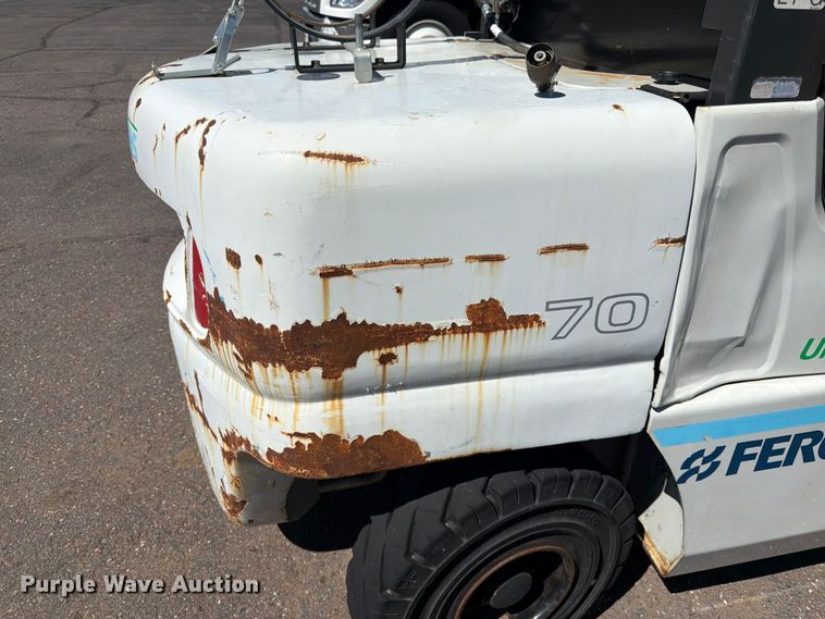 image for item DQ7889 2018 UniCarries MUG1F2A35LV forklift