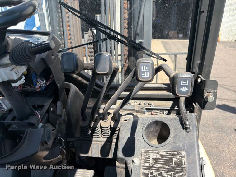image for item DQ7889 2018 UniCarries MUG1F2A35LV forklift