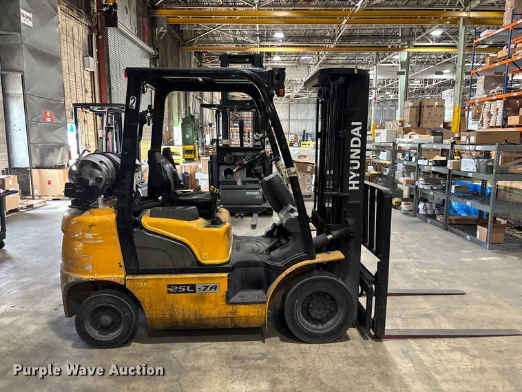 image for item DU6347 2018 Hyundai 25LC-7A forklift