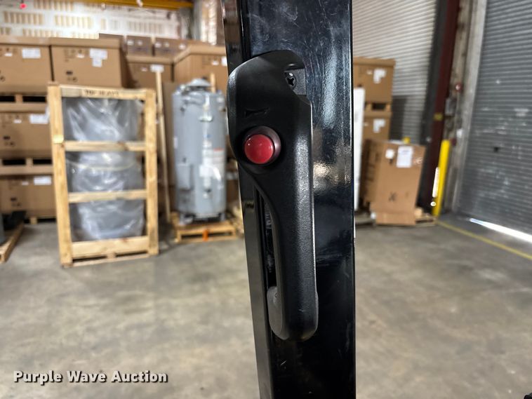 image for item DU6347 2018 Hyundai 25LC-7A forklift
