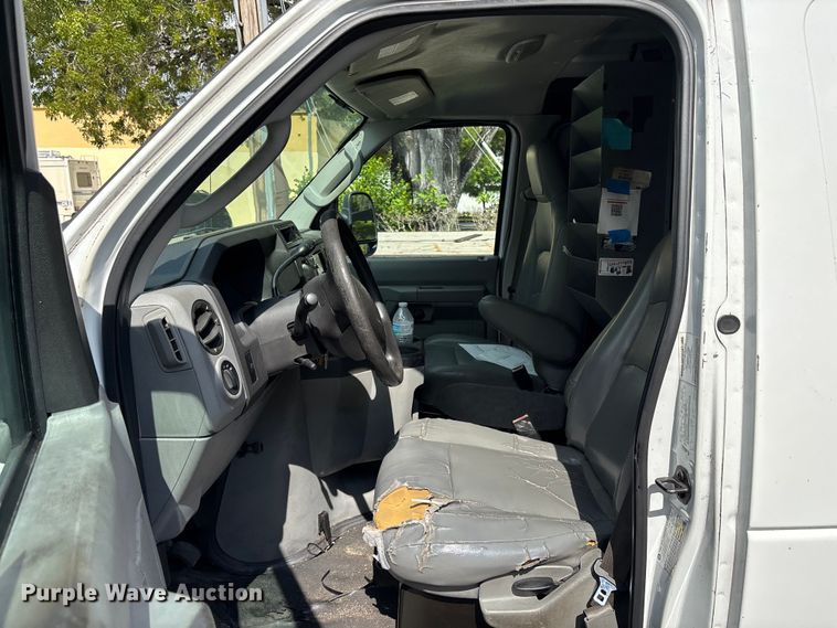 image for item DU6348 2012 Ford E350  van