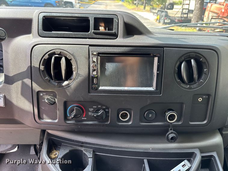 image for item DU6348 2012 Ford E350  van