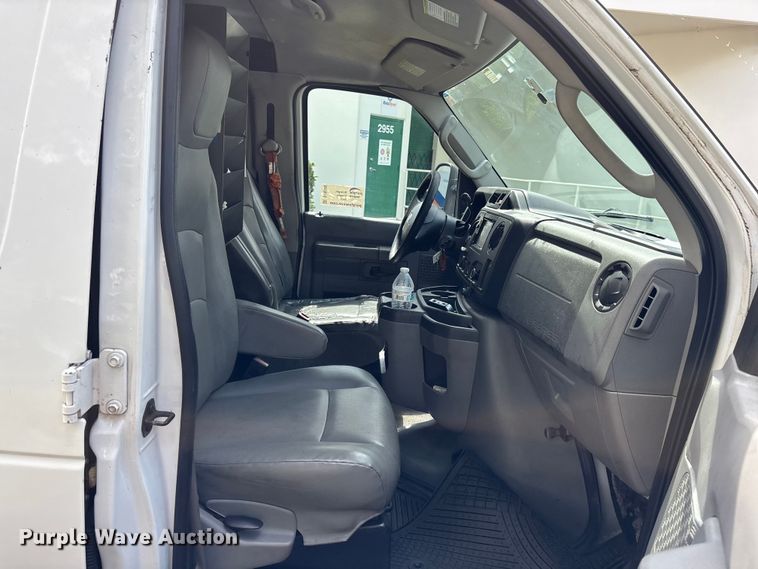 image for item DU6348 2012 Ford E350  van