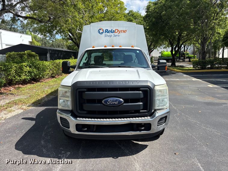 image for item DU6349 2015 Ford F350 Super Duty utility van