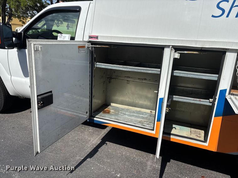image for item DU6349 2015 Ford F350 Super Duty utility van