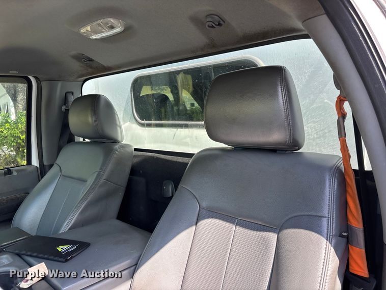 image for item DU6349 2015 Ford F350 Super Duty utility van