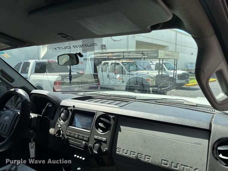 image for item DU6349 2015 Ford F350 Super Duty utility van