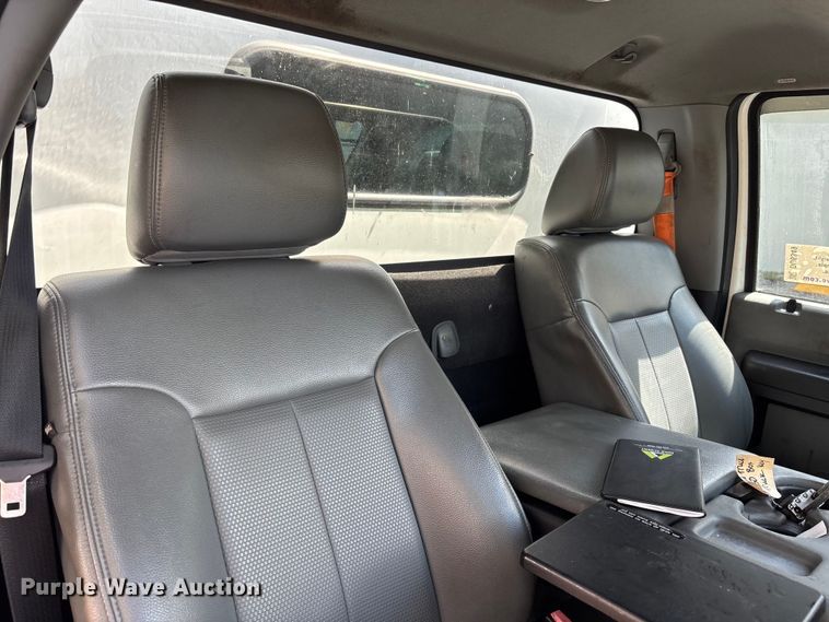 image for item DU6349 2015 Ford F350 Super Duty utility van