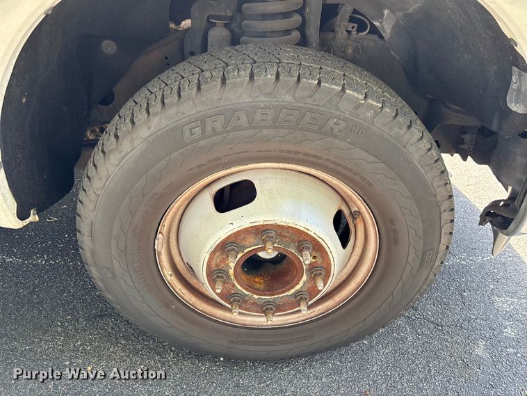 image for item DU6349 2015 Ford F350 Super Duty utility van
