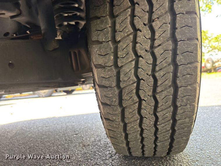 image for item DU6349 2015 Ford F350 Super Duty utility van