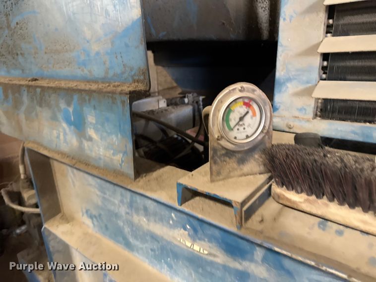 image for item DV2023 1994 Cram-A-Lot HH-60 baler