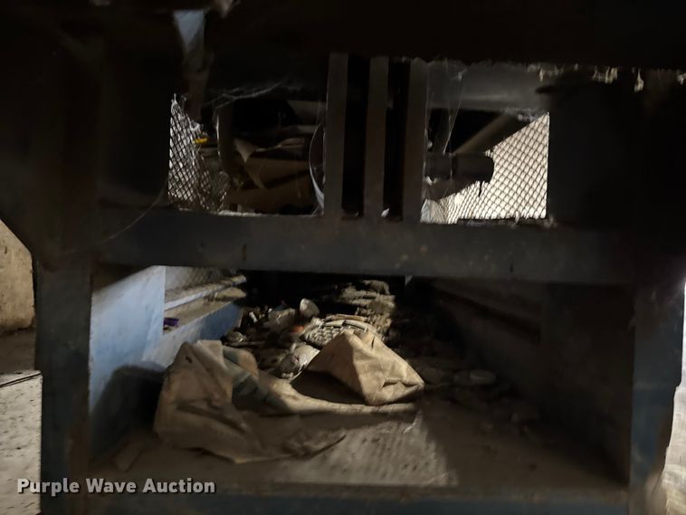 image for item DV2023 1994 Cram-A-Lot HH-60 baler