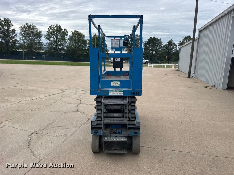 image for item DY2963 Genie GS-2632 scissor lift