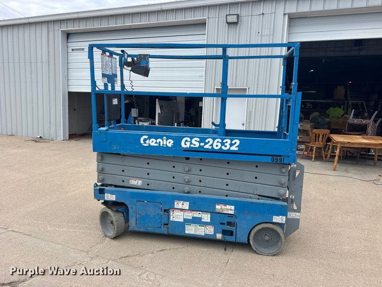 image for item DY2963 Genie GS-2632 scissor lift