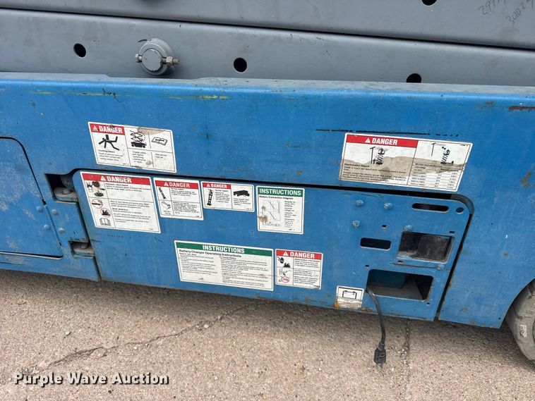 image for item DY2963 Genie GS-2632 scissor lift