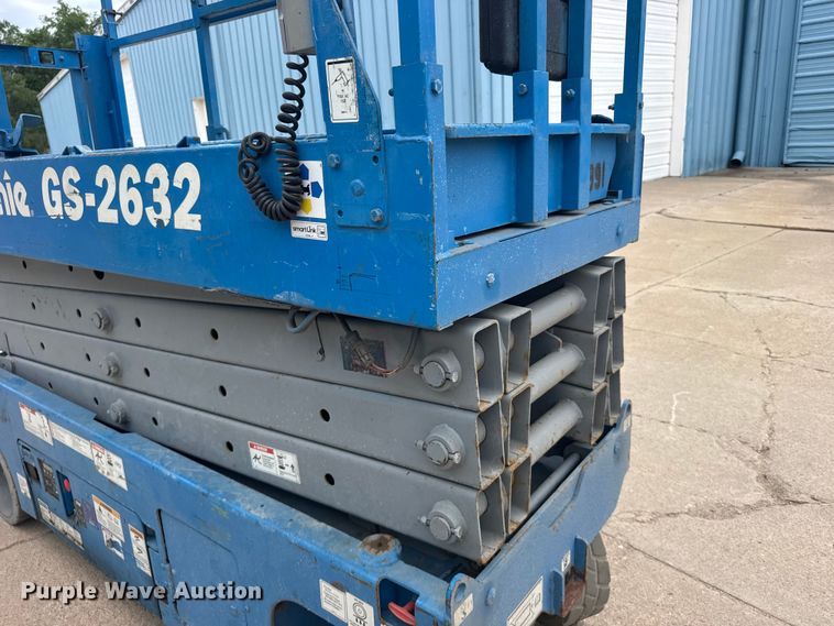image for item DY2963 Genie GS-2632 scissor lift
