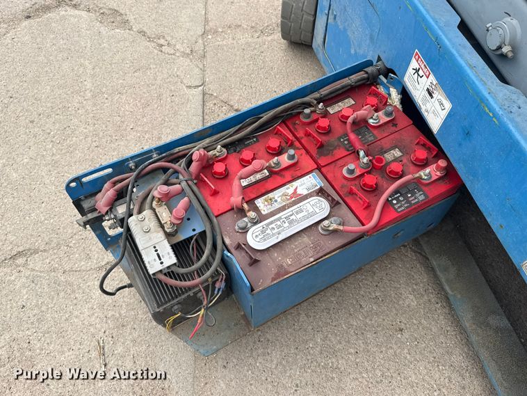 image for item DY2963 Genie GS-2632 scissor lift