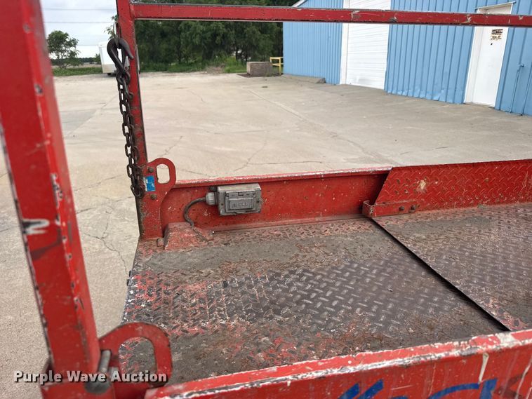 image for item DY2964 2012 Skyjack SJIII 3219 scissor lift
