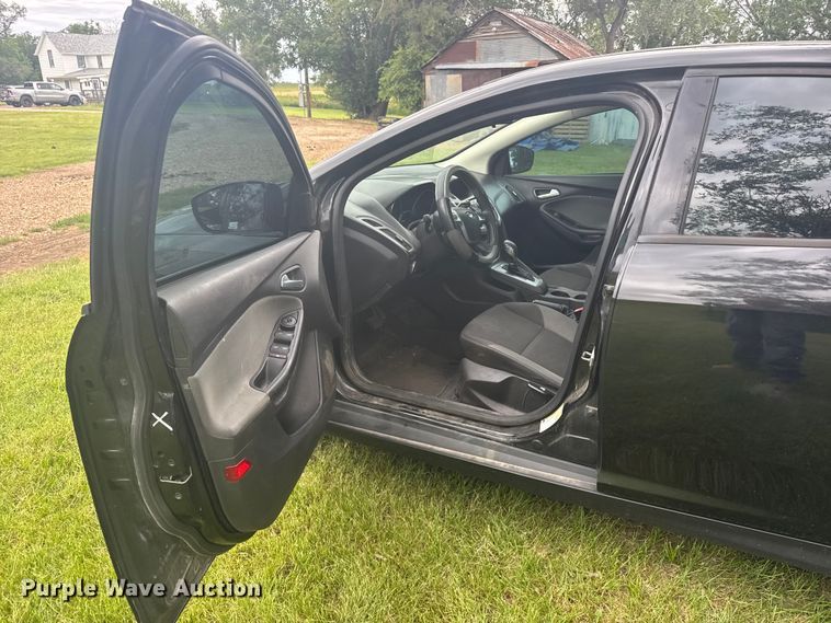 image for item DY2965 2013 Ford Focus SE 