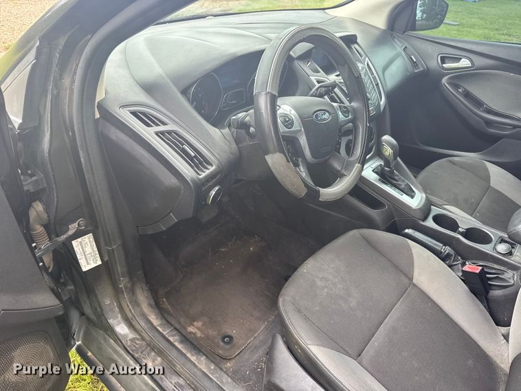image for item DY2965 2013 Ford Focus SE 