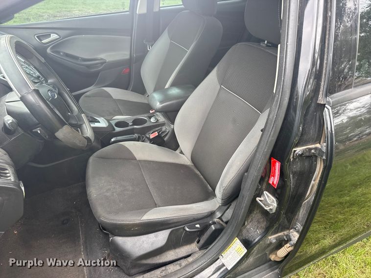 image for item DY2965 2013 Ford Focus SE 
