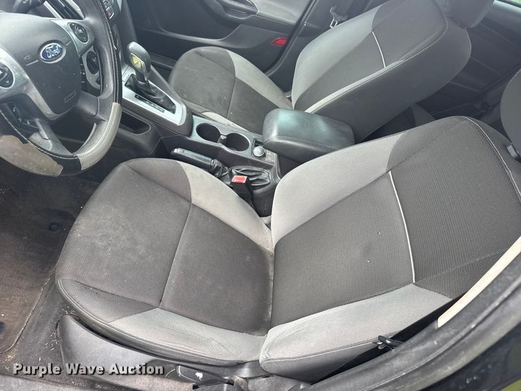 image for item DY2965 2013 Ford Focus SE 