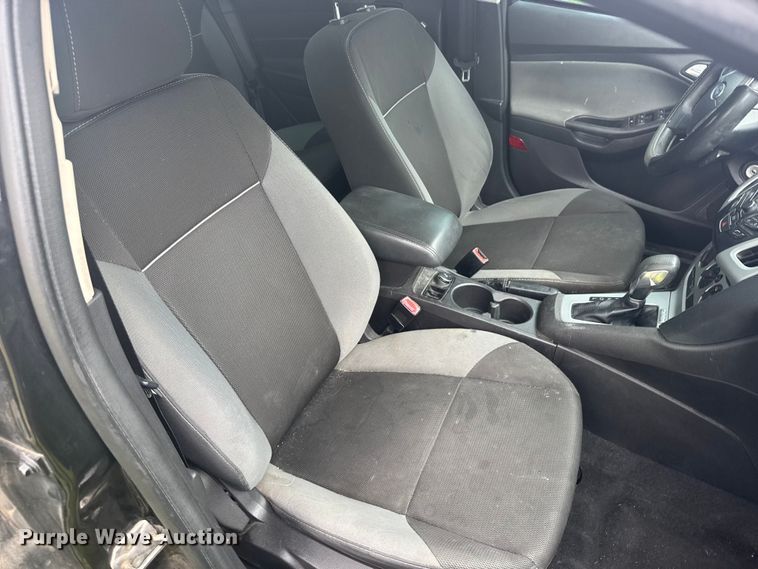 image for item DY2965 2013 Ford Focus SE 