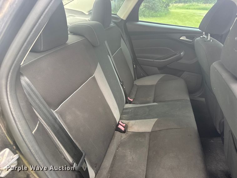 image for item DY2965 2013 Ford Focus SE 
