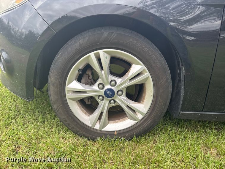 image for item DY2965 2013 Ford Focus SE 