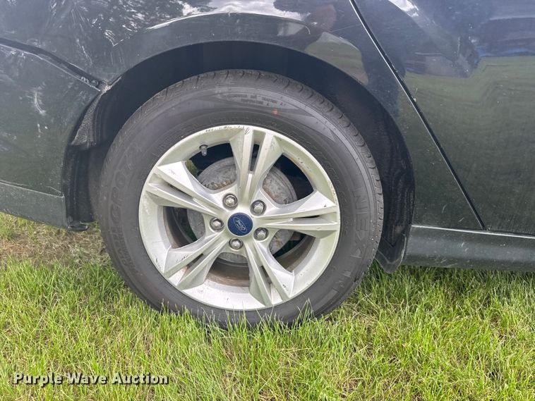 image for item DY2965 2013 Ford Focus SE 