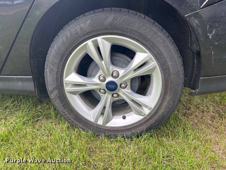 image for item DY2965 2013 Ford Focus SE 