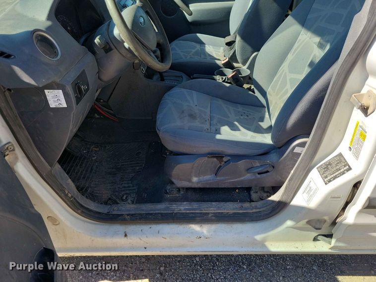 image for item DZ7277 2013 Ford Transit Connect van