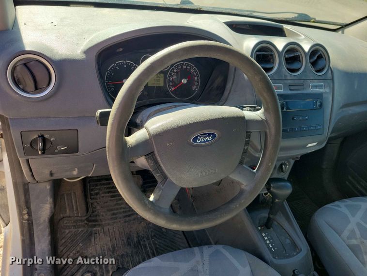 image for item DZ7277 2013 Ford Transit Connect van