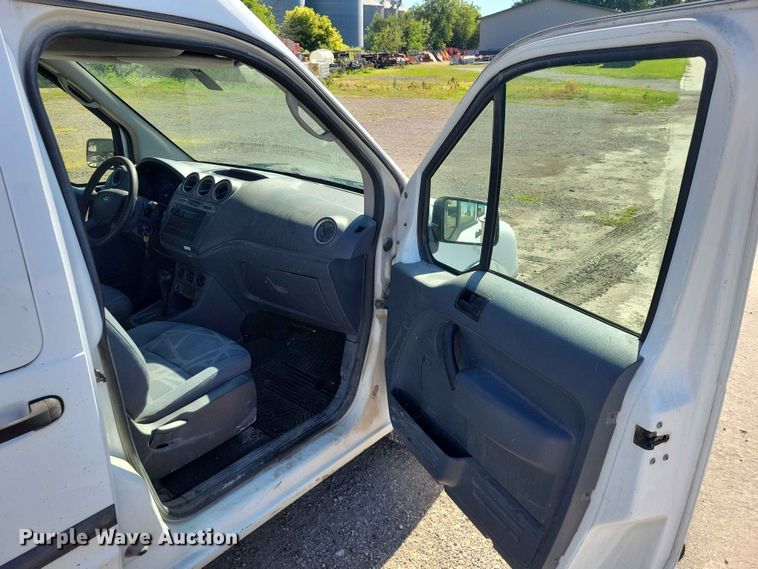 image for item DZ7277 2013 Ford Transit Connect van