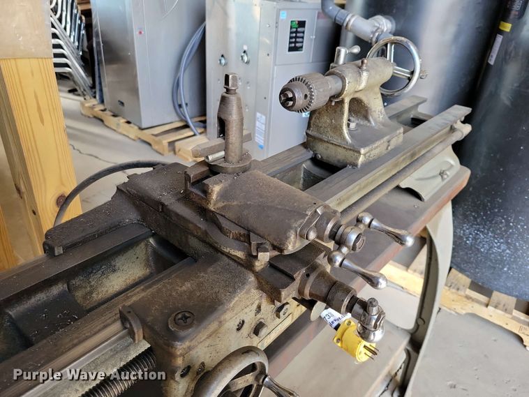image for item DZ7336 A-B metal lathe