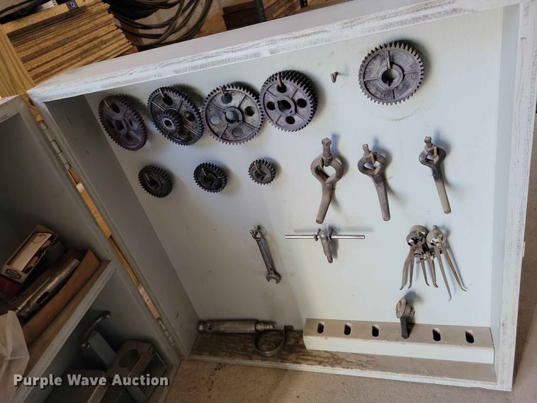 image for item DZ7336 A-B metal lathe