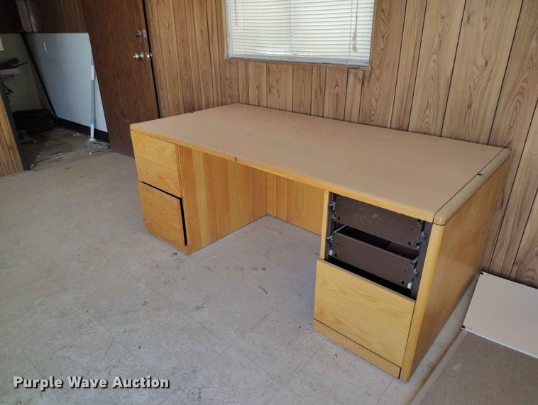 image for item ED0156 1985 Scotsman Group mobile office