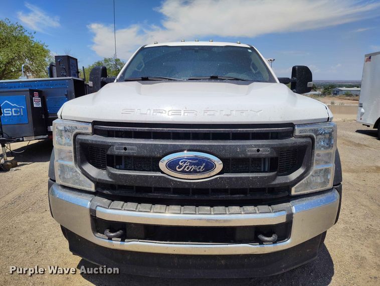 image for item ED0163 2020 Ford F-450 Ext. Cab truck cab and chassis