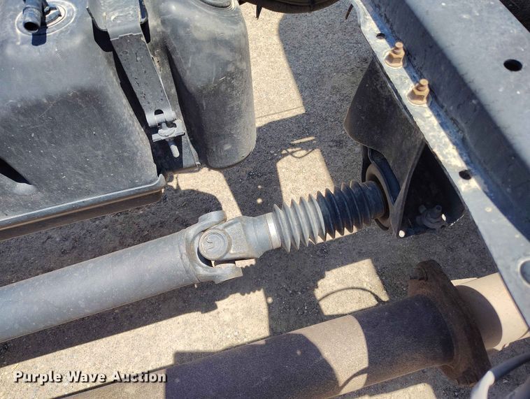 image for item ED0163 2020 Ford F-450 Ext. Cab truck cab and chassis