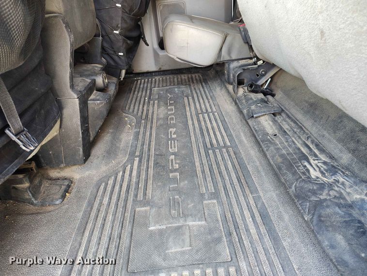 image for item ED0163 2020 Ford F-450 Ext. Cab truck cab and chassis