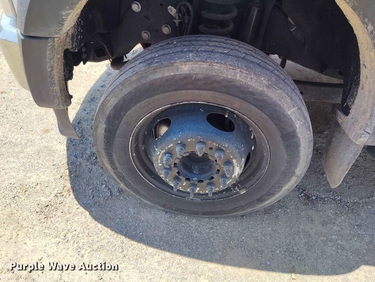 image for item ED0163 2020 Ford F-450 Ext. Cab truck cab and chassis