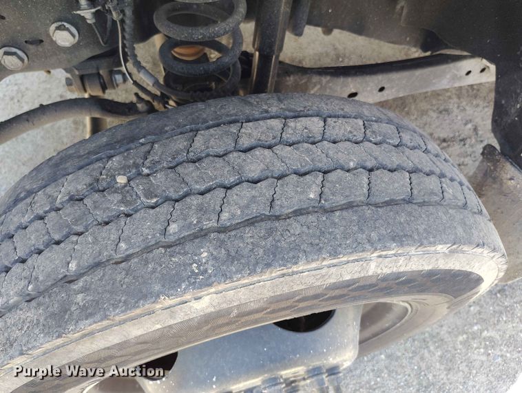 image for item ED0163 2020 Ford F-450 Ext. Cab truck cab and chassis